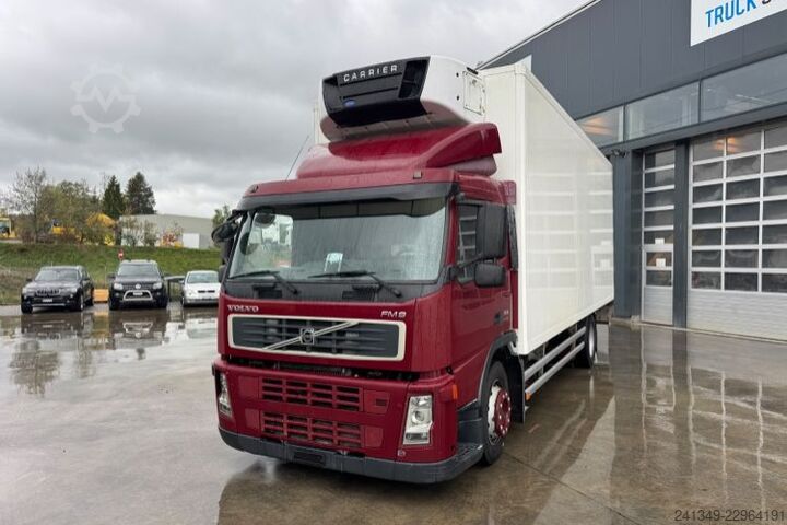 Kühlkoffer-LKW VOLVO FM-300 4x2 Carrier 850 Supra