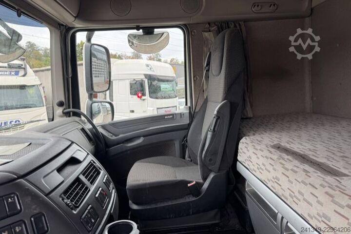Standard SZM DAF XF460 4x2