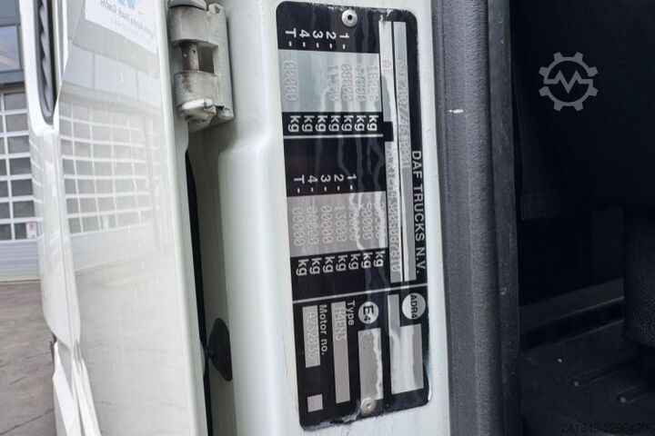 Standard SZM DAF XF460 4x2