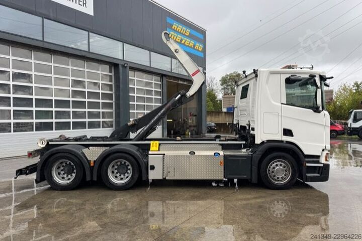Abrollkipper SCANIA R560 6x4 Boogie Moser AHK