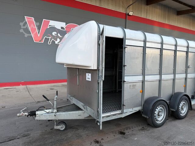Pferdeanhänger IFOR WILLIAMS SB 2 TA35 PKW Tandem Viehanhänger