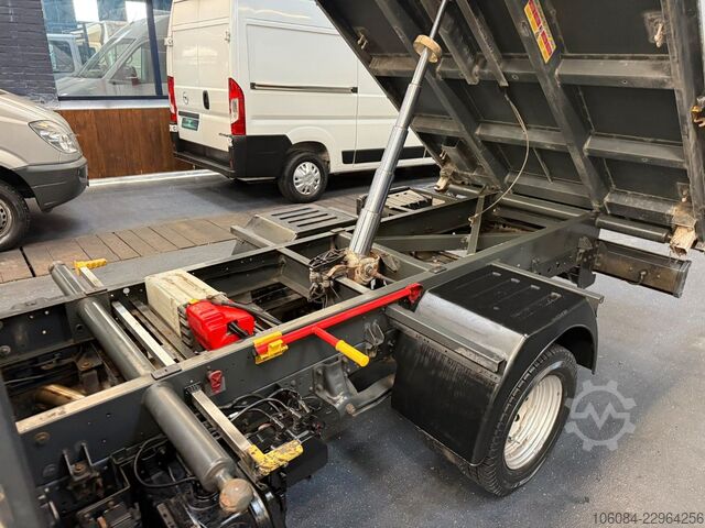 Transporter mit Kipper NISSAN NT 400 Cabstar 3 Seiten Kipper Klima AHK 3,5T