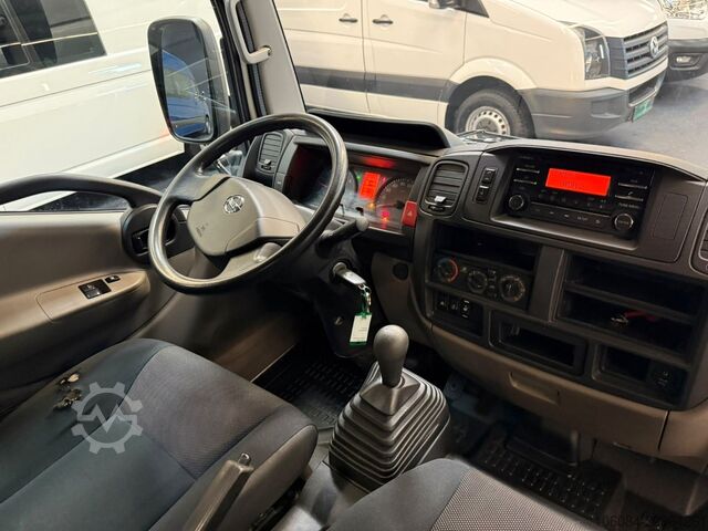 Transporter mit Kipper NISSAN NT 400 Cabstar 3 Seiten Kipper Klima AHK 3,5T