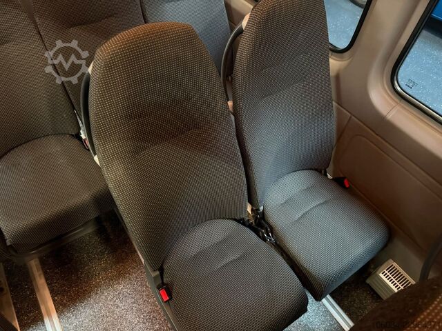 Kleinbus MERCEDES-BENZ Sprinter 316 Transfer 34 EvoBus 16+1 Klima STHZ
