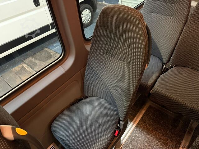 Kleinbus MERCEDES-BENZ Sprinter 316 Transfer 34 EvoBus 16+1 Klima STHZ