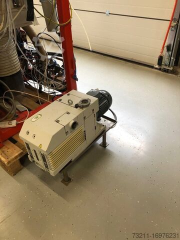 Vacuum pump Leybold A700 Q deposition system 