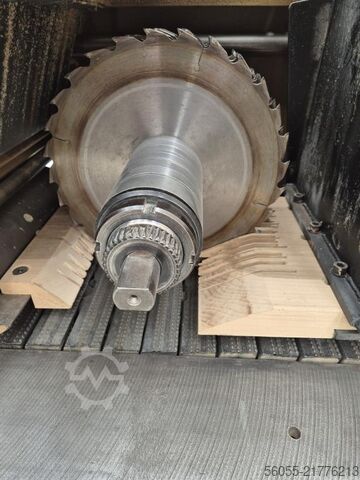 AUTOMATIC MULTI RIP SAW model SCM M3 SCM M 3