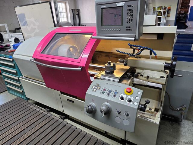 Cycle-controlled lathe Gildemeister NEF 320