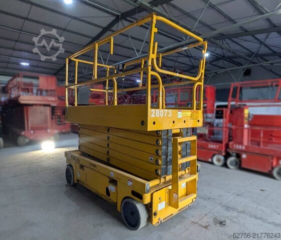 Scissor lift Haulotte Compact 14