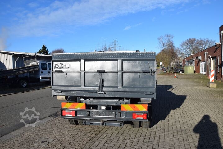 Tipper van Iveco Daily 70 C18 City Haken B Multilift