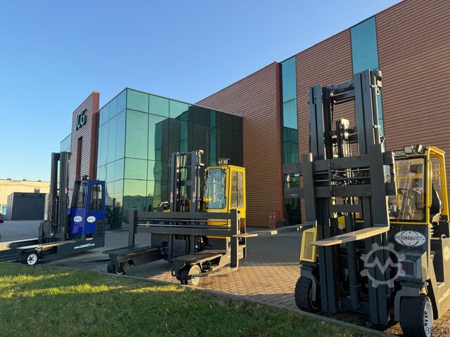 Vierwege-Gabelstapler Combilift C4000/ 2021 year / 1708 hours !!!!