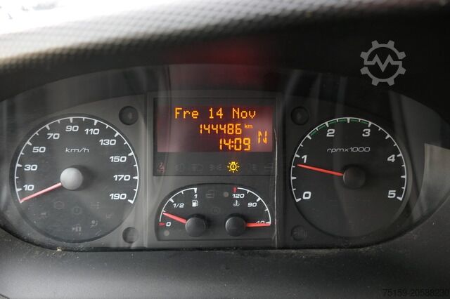 Transporter mit Koffer iveco Daily 35 S11 C30C AUTOMATIK KAMERA MAXI Regale LUFT - EURO 5 - CoC