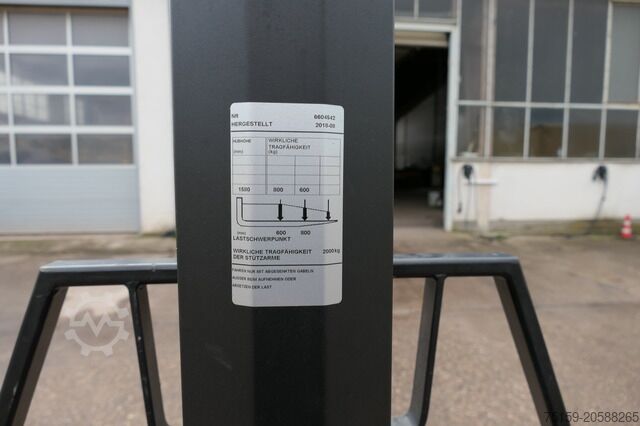 Manual stacker toyota SWE 080L