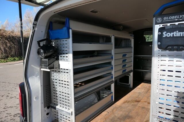 Panel van Volkswagen T6 Transporter 2.0 TDI lang 4Motion 3Sitzer AHK Werkstatteinbauten - KLIMA