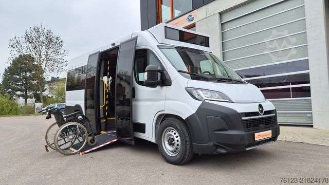 Minibus Opel Movano Bürgerbus Lagerfahrzeug Stock
