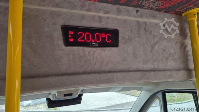 Minibus Opel Movano Bürgerbus Lagerfahrzeug Stock
