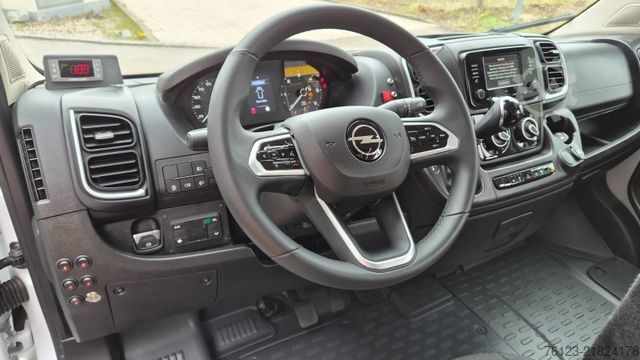 Minibus Opel Movano Bürgerbus Lagerfahrzeug Stock
