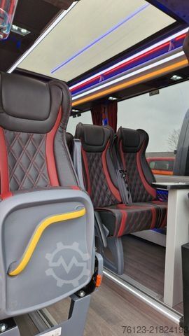 Minibus MERCEDES-BENZ 519 und 517 Glasdach XXL 20 Sitze Lord Exclisiv