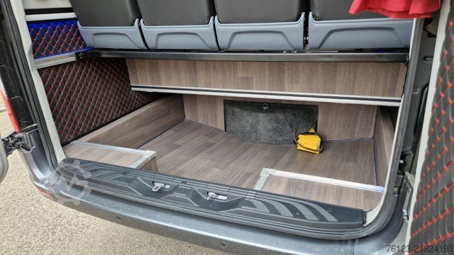 Minibus MERCEDES-BENZ 519 und 517 Glasdach XXL  20 Sitze Lord Exclisiv
