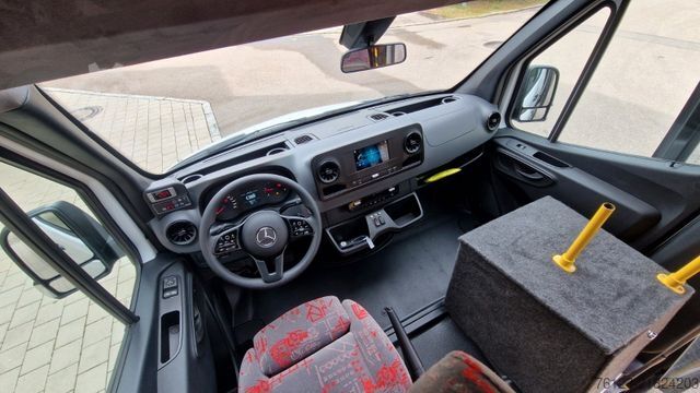 City bus MERCEDES-BENZ Bürgerbus Sprinter 907 Niederflur 9 Sitze