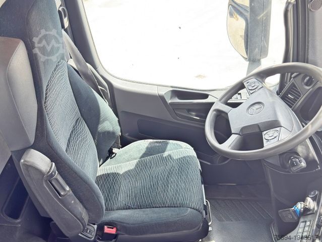 Concrete pump truck MERCEDES-BENZ AROCS 3743 * Betonpumpe + FUNK * 8x4 * TOP