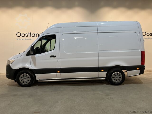 Panel van Mercedes-Benz Sprinter 311 CDI L2H2 RWD / Euro 6 / Servicebus...