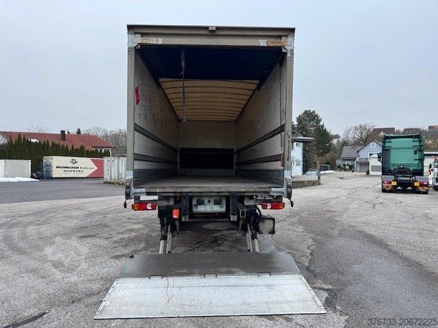 Box truck IVECO ML160E25/P E6C Klima Koffer 8,49 mtr.
