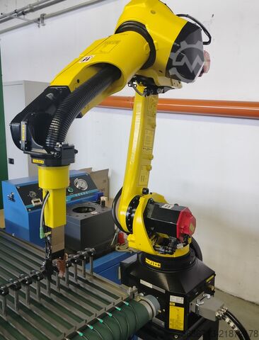 Industrial robot FANUC M-10iD/12