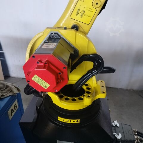 Industrial robot FANUC M-10iD/12