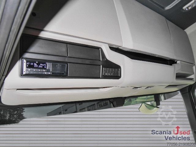 Standard tractor unit Scania R 560 A4x2LA - SUPER / Hydraulik -