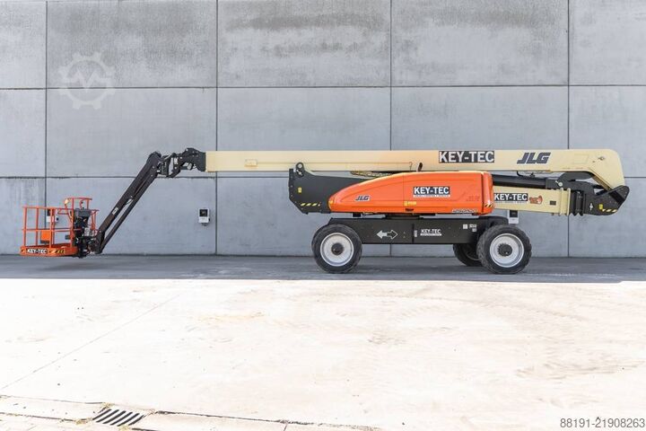 Telescopic boom lift JLG 1250 AJP