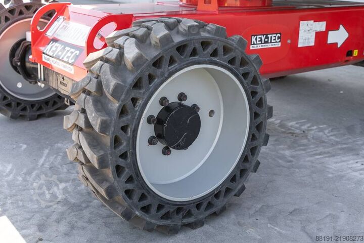 Telescopic boom lift Manitou 220 TJP