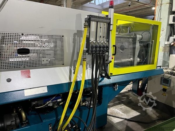 Injection molding machine Boy 90 M