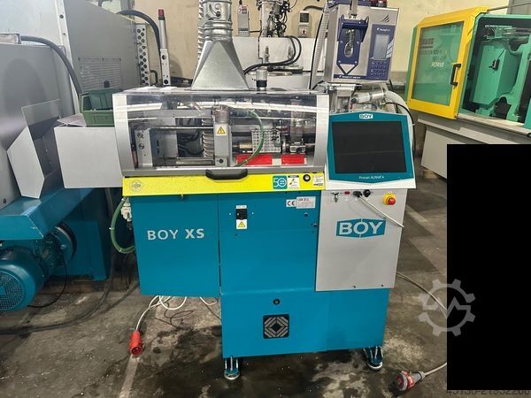 Injection molding machine Boy XS