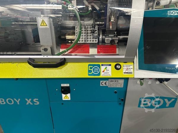 Injection molding machine Boy XS