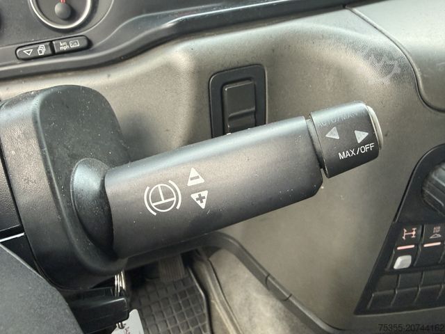 Volumen SZM MAN TGX 18.440 XLX MEGA Klimaauto Motorbremse 2xTank