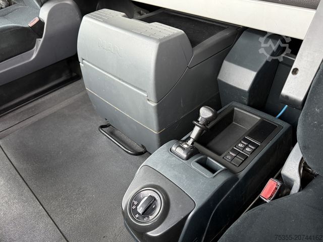 Volumen SZM MAN TGX 18.440 XLX MEGA Klimaauto Motorbremse 2xTank