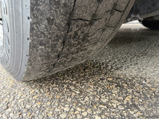 Volumen SZM MAN TGX 18.440 XLX MEGA Klimaauto Motorbremse 2xTank