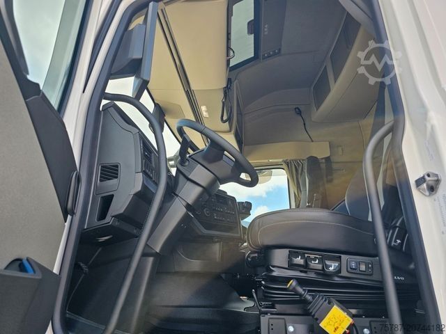 Standard SZM VOLVO Volvo 460 neues Modell, full Option, 2 Kreis Hyd