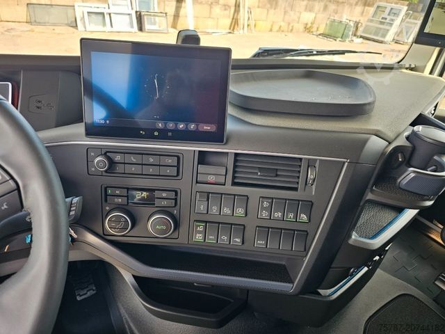 Standard SZM VOLVO Volvo 460 neues Modell, full Option, 2 Kreis Hyd