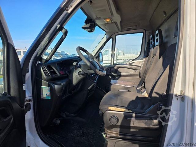 Transporter mit Koffer IVECO 35S15/ 35-150 Koffer, Klima, manuelle Schaltung