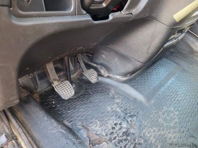 Transporter mit Koffer IVECO 35S15/ 35-150 Koffer, Klima, manuelle Schaltung