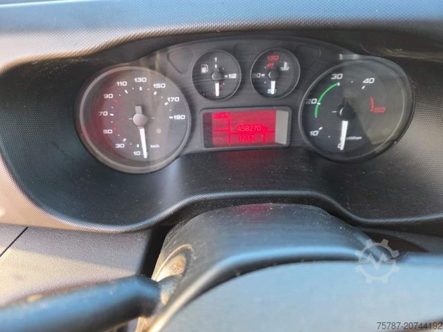 Transporter mit Koffer IVECO 35S15/ 35-150 Koffer, Klima, manuelle Schaltung