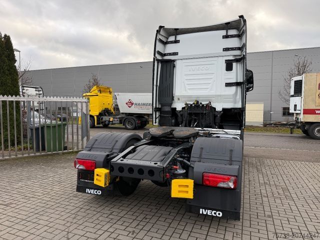 Standard SZM IVECO S-Wax 480/Intarder/Hydraulik/Navi/Spoiler/EURO6D