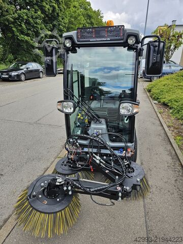 Road sweeper Kärcher MIC34