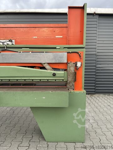 Hydraulic guillotine MONGUZZI tro 2050 MONGUZZI tro 2050