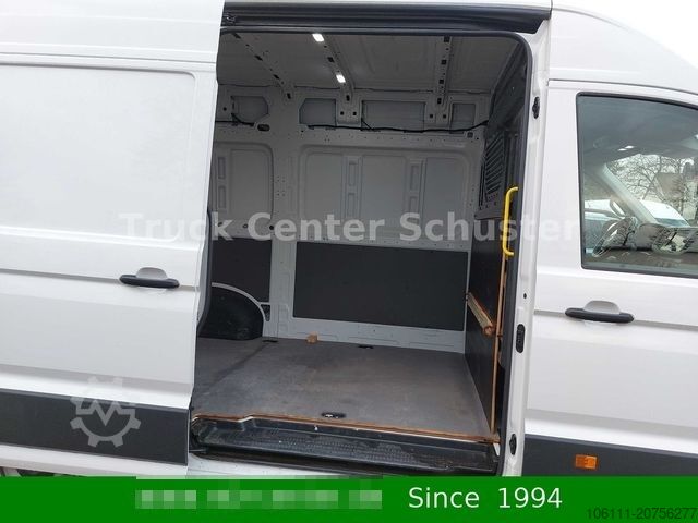 Kleinbus VOLKSWAGEN Crafter 35 2,0TDi 140PS MR2 HochFWD/AHK3,0t