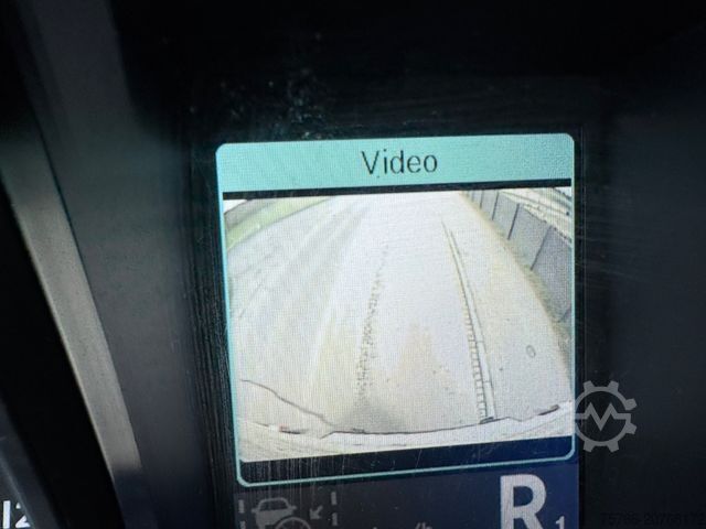 LKW mit Getränkeaufbau MERCEDES-BENZ ACTROS 2540 L/ 2 x LBW / LENKACHSE / KOMPLETTZUG