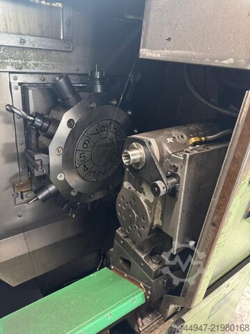 CNC lathe Okuma LB10