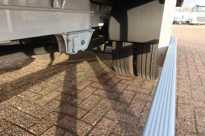 Box body Mercedes-Benz Sprinter 519 CDI Bak + deuren, Montage /service...